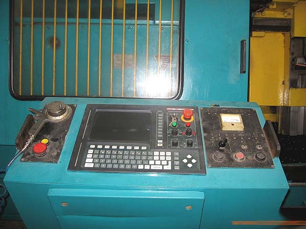 Загальний вигляд токарного верстата з ЧПУ 1П756ДФ3 1П756ДФ3 Загальний вигляд токарного верстата з ЧПУ